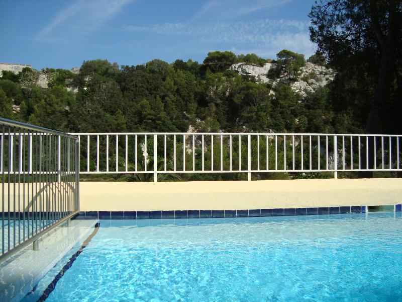 Apartamentos Alta Galdana Playa カラ・ガルダナ エクステリア 写真