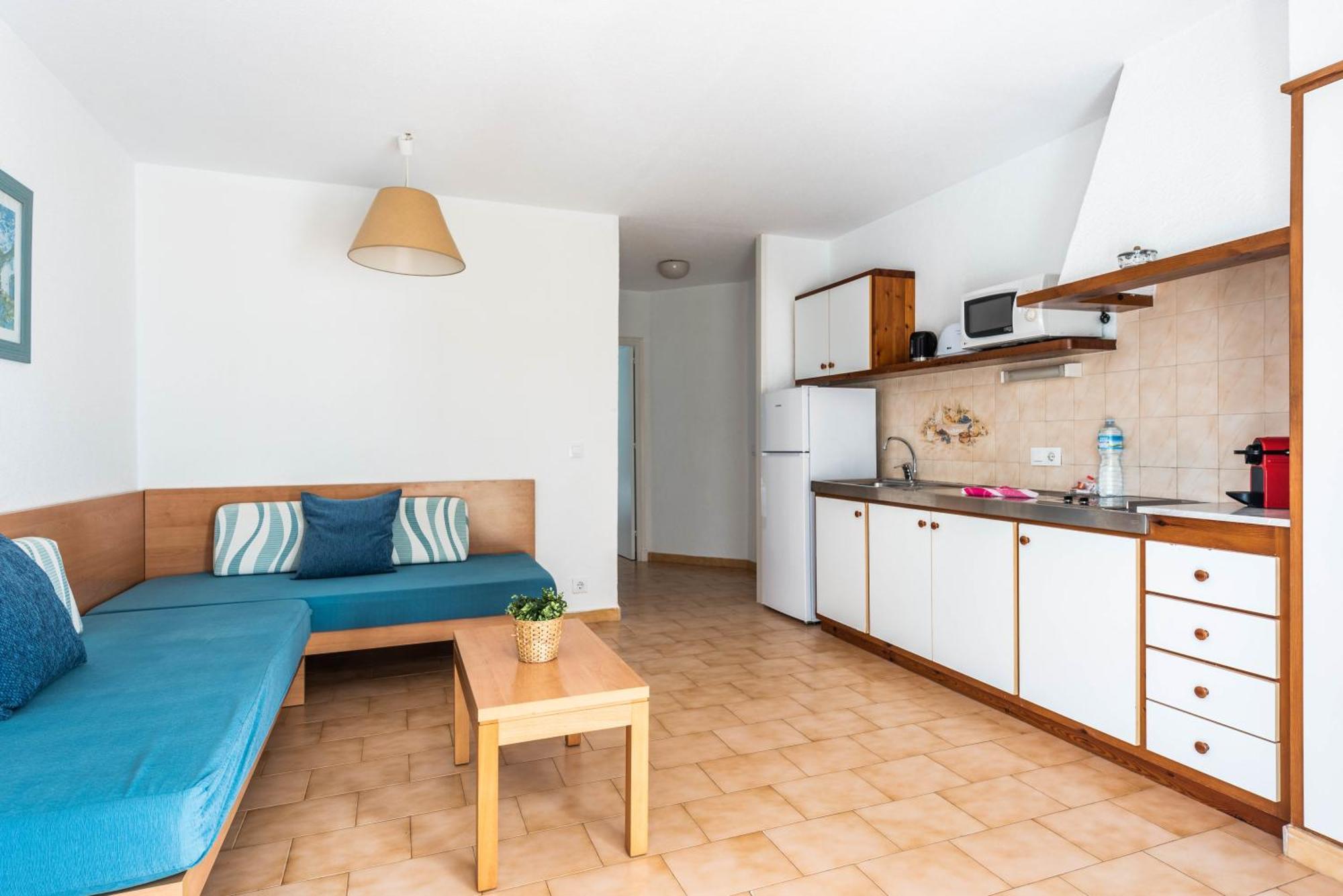 Apartamentos Alta Galdana Playa カラ・ガルダナ エクステリア 写真