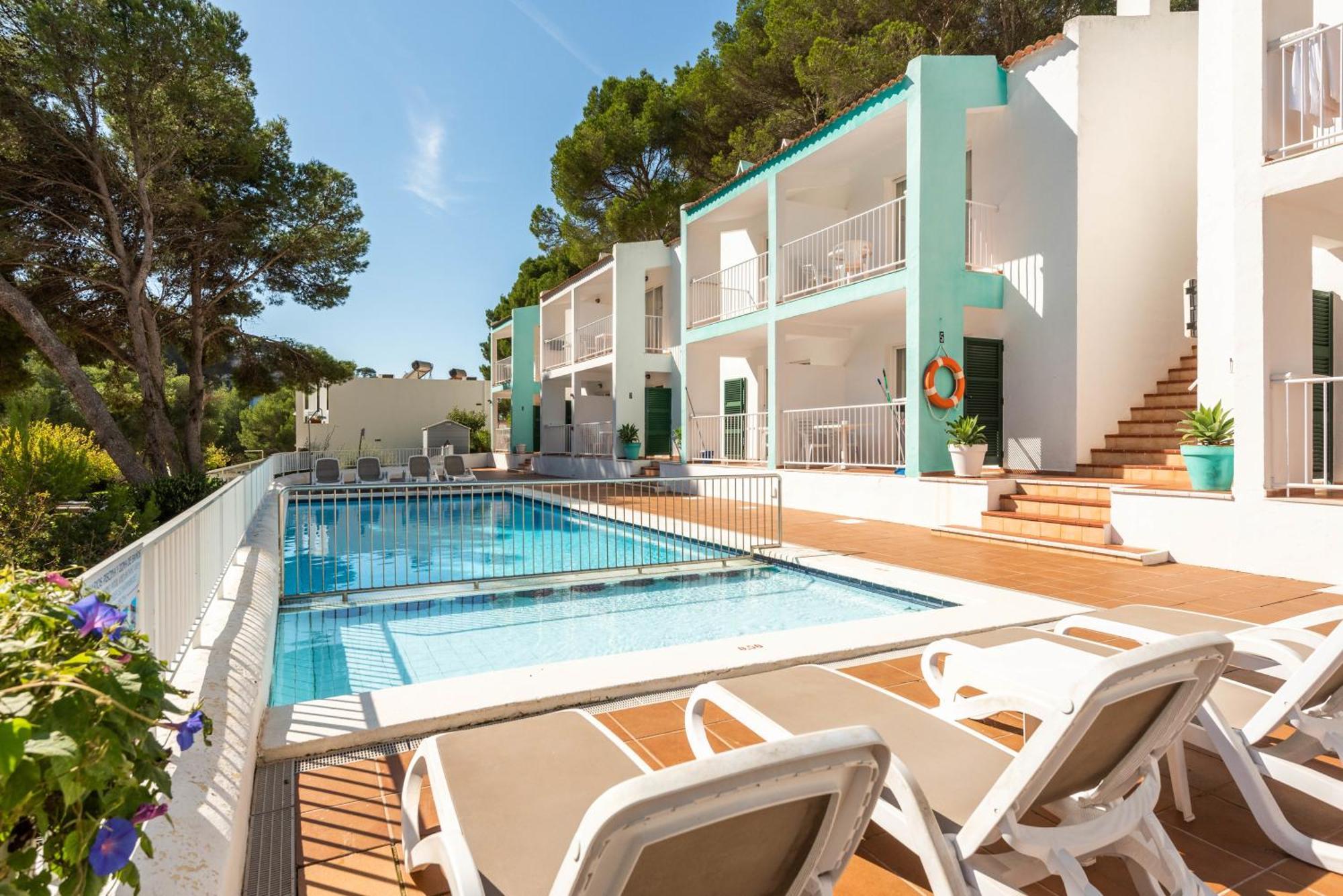 Apartamentos Alta Galdana Playa カラ・ガルダナ エクステリア 写真