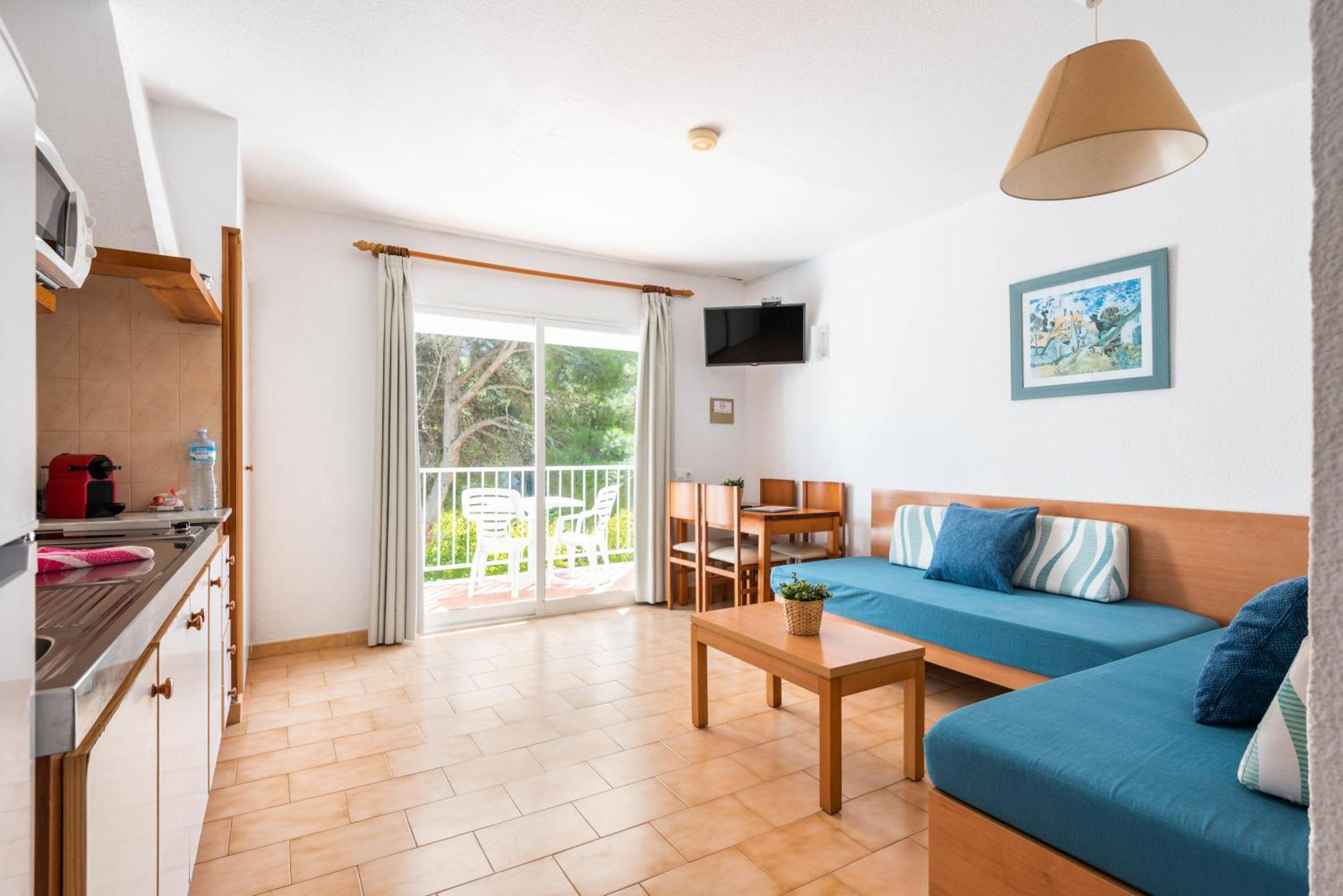 Apartamentos Alta Galdana Playa カラ・ガルダナ エクステリア 写真